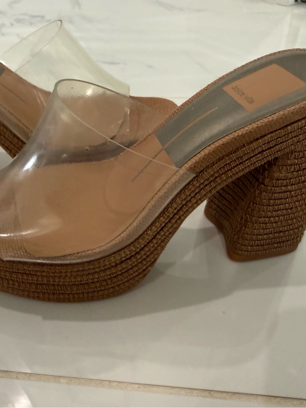 Dolce Vita Lichia Neutral Tan Platform Mule Heels with Clear Strap size 6 - Picture 4 of 7